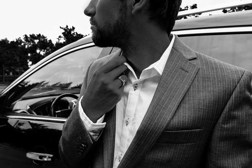 man-916498_960_720
